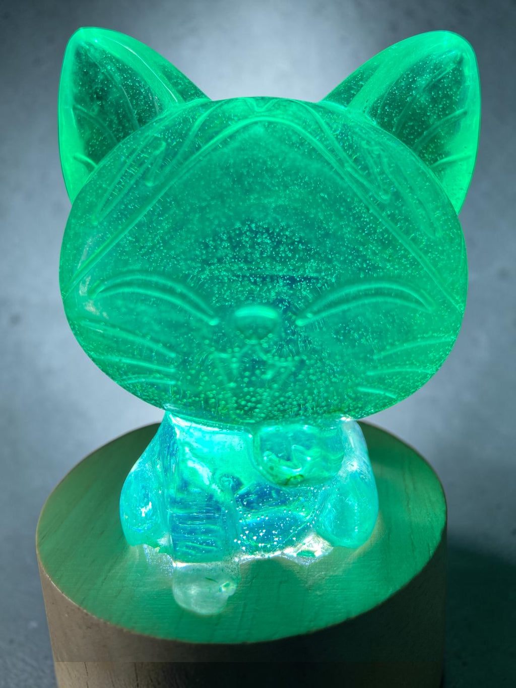 Chat Lumineux Vert Pailleté Argent