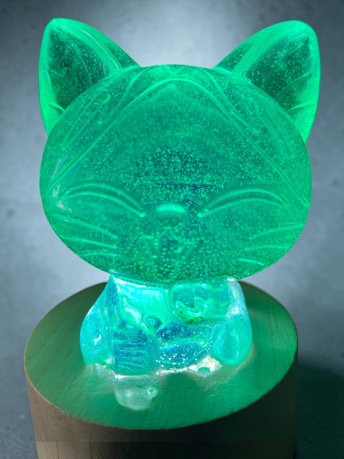 Chat Lumineux Vert Pailleté Argent