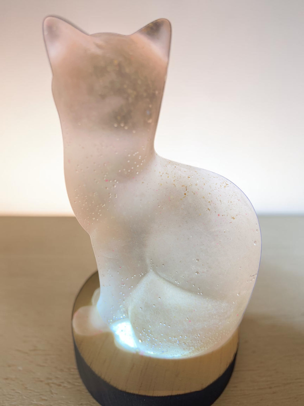 Chat Lumineux Blanc Pailleté Argent